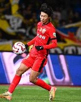 在线娱乐-吕文君盛赞李新翔：海港亚马尔场下低调场上高调，小伙真棒！